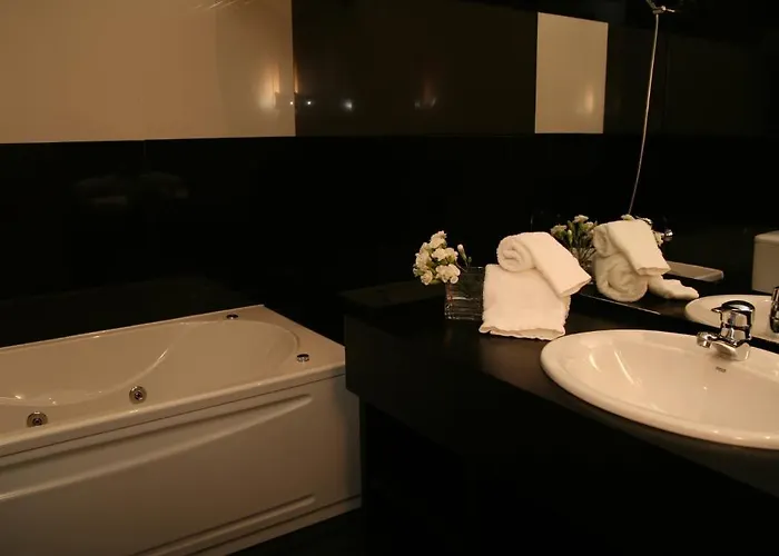 Santo Thyrso 3* Santo Tirso