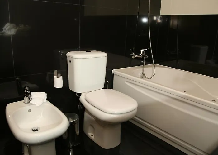 Santo Thyrso 3* Santo Tirso